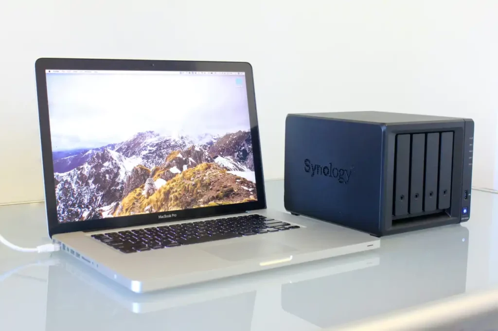 MacBook Pro mit Synology NAS Diskstation